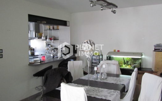 AGREABLE MAISON EN COPROPRIETE