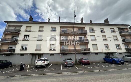 Appartement avec balcon et garage