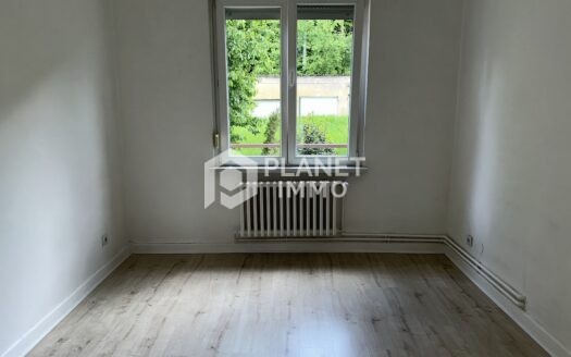 Appartement avec balcon et garage