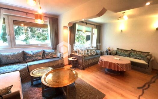 Appartement avec balcon et garage